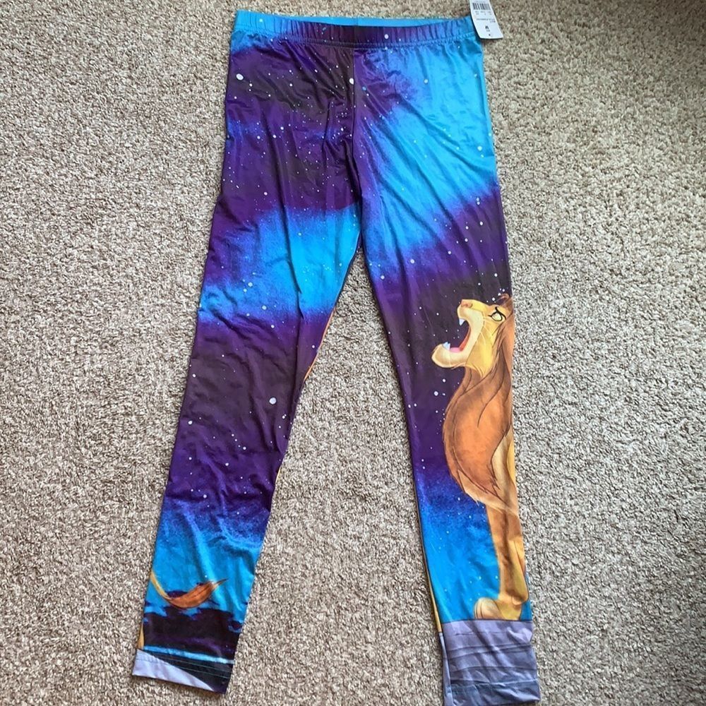 Disney Lion King Leggings NWT 🦁👑